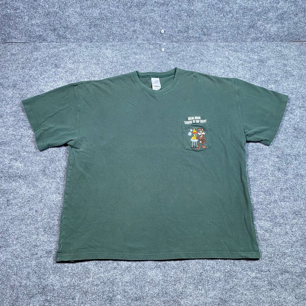 1999 Warner‎ Bros Wile E Coyote BBQ Pocket T-Shirt Mens XXL Green Pique Vintage